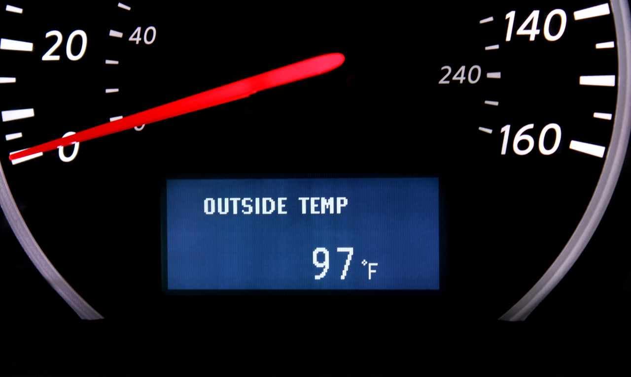☀️ Heatwave Car Guide: What to Do (and Avoid) in Sheffield’s Scorching Weather